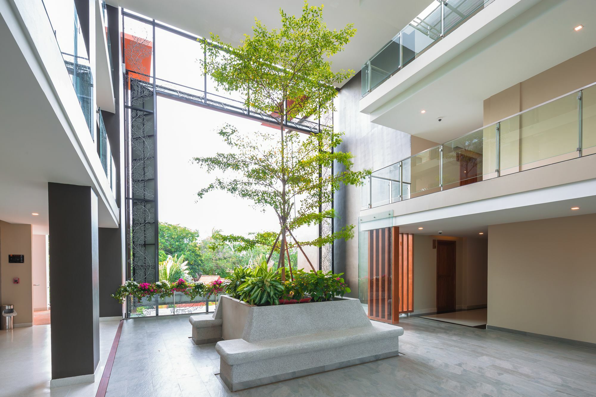 Aparthotel At The Tree Phuket Rawai Exterior foto